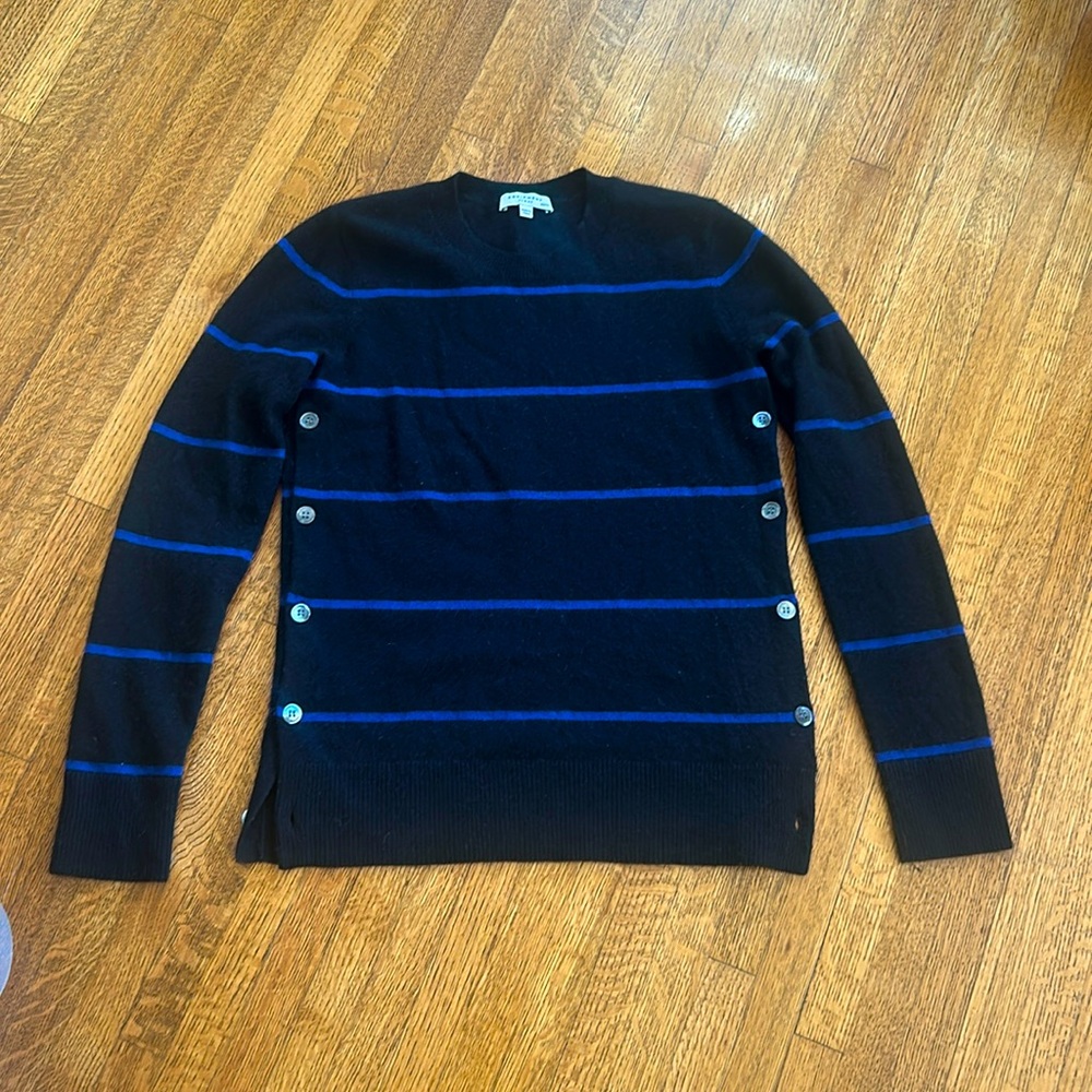 Cashmere sweater by Equipment
